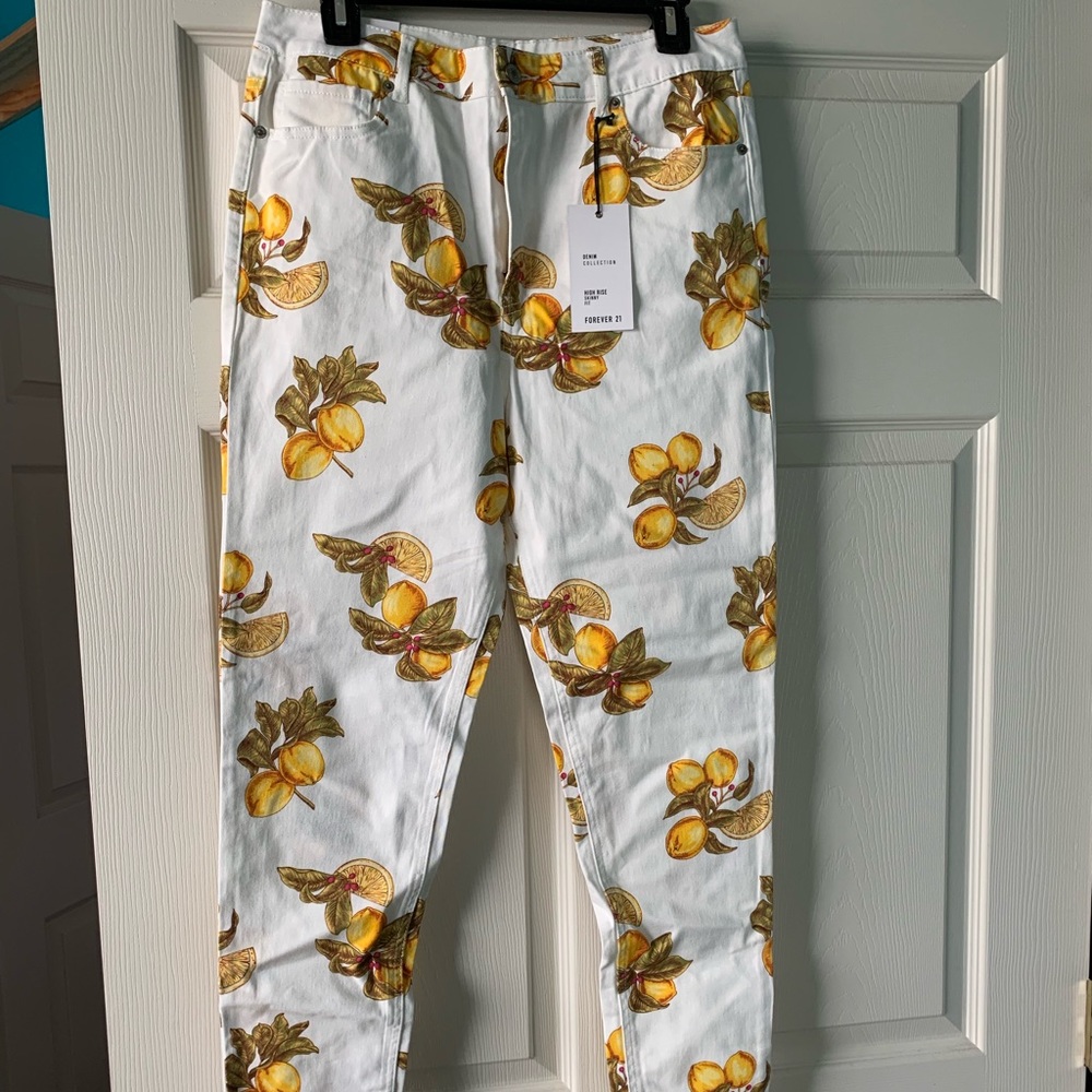 Forever 21 Lemon skinny jeans!